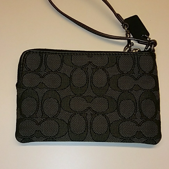 Authentic Coach wristlets - Picture 3 of 6
